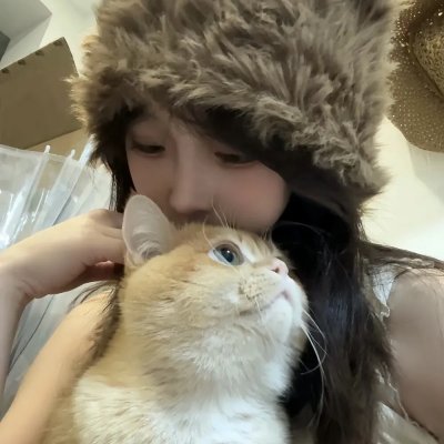 银杏飘落